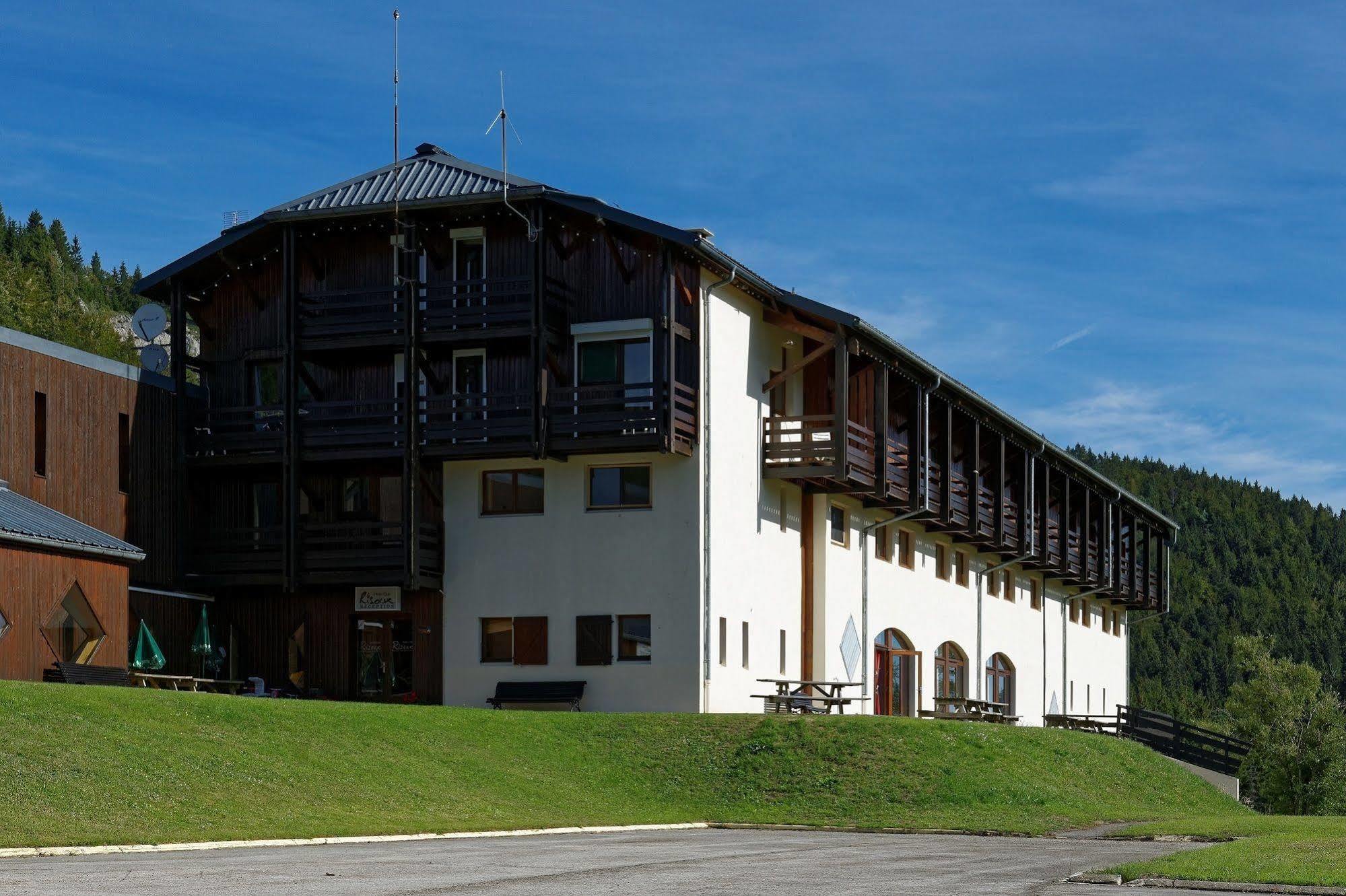Hotel Club Le Risoux Bois-d'Amont Exterior photo