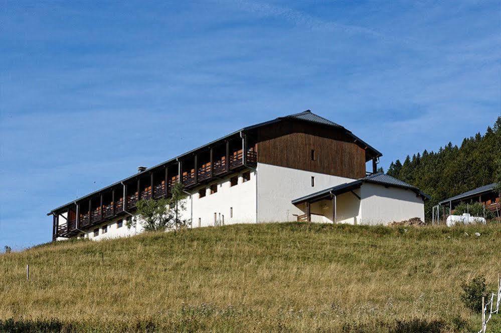 Hotel Club Le Risoux Bois-d'Amont Exterior photo